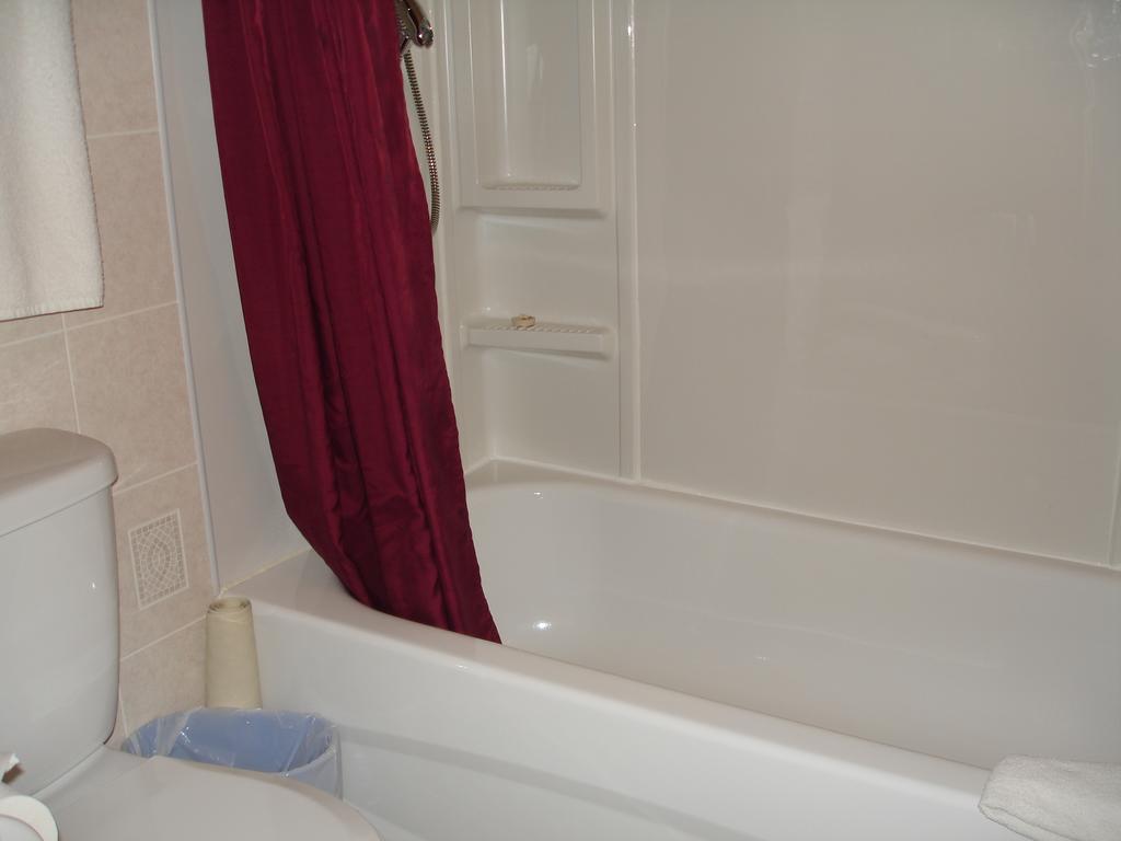 Motel Belair Rigaud Екстериор снимка
