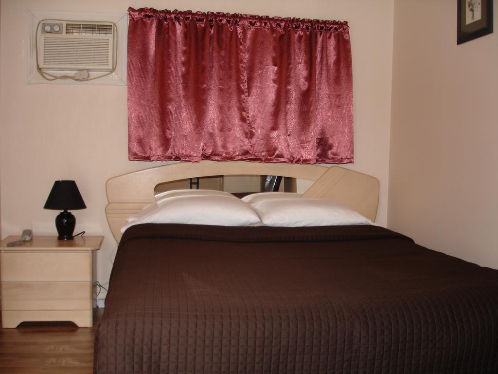Motel Belair Rigaud Екстериор снимка