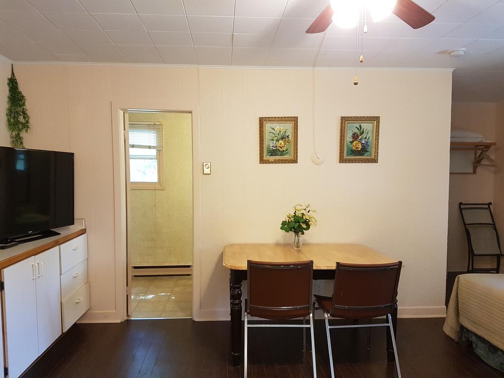 Motel Belair Rigaud Екстериор снимка