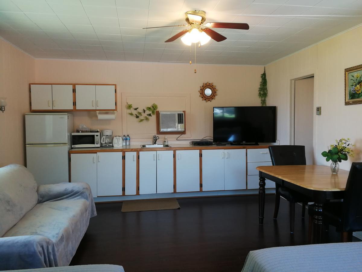 Motel Belair Rigaud Екстериор снимка