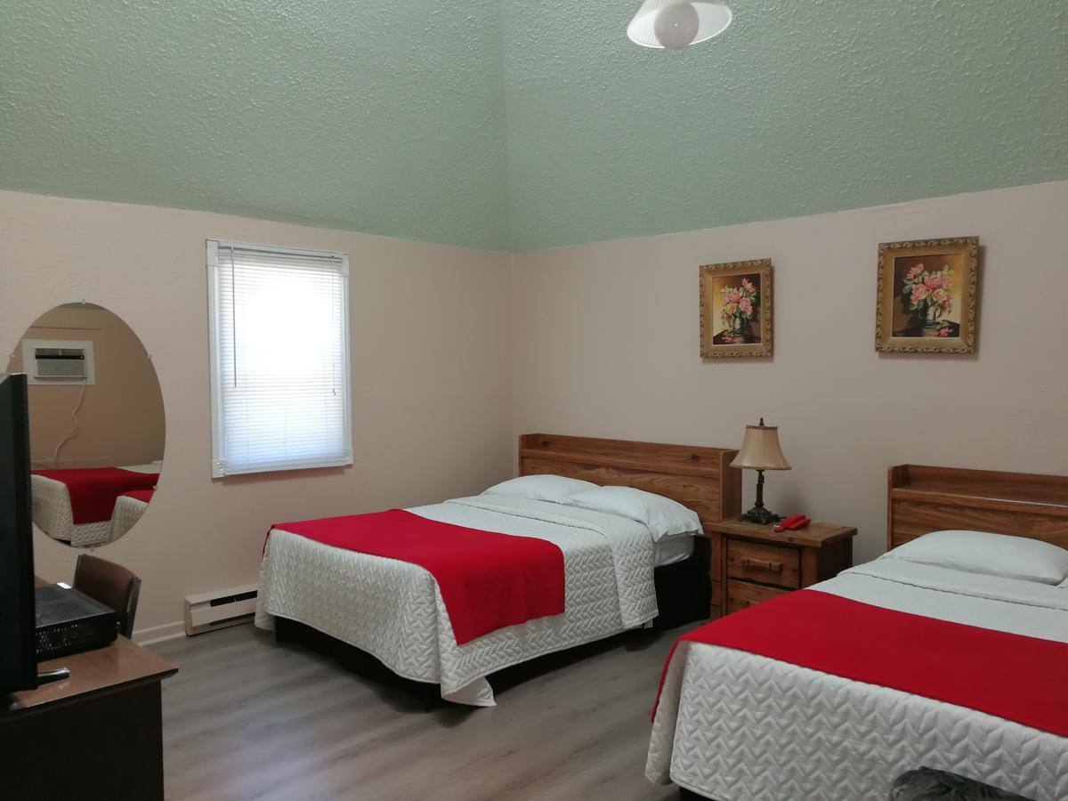 Motel Belair Rigaud Екстериор снимка