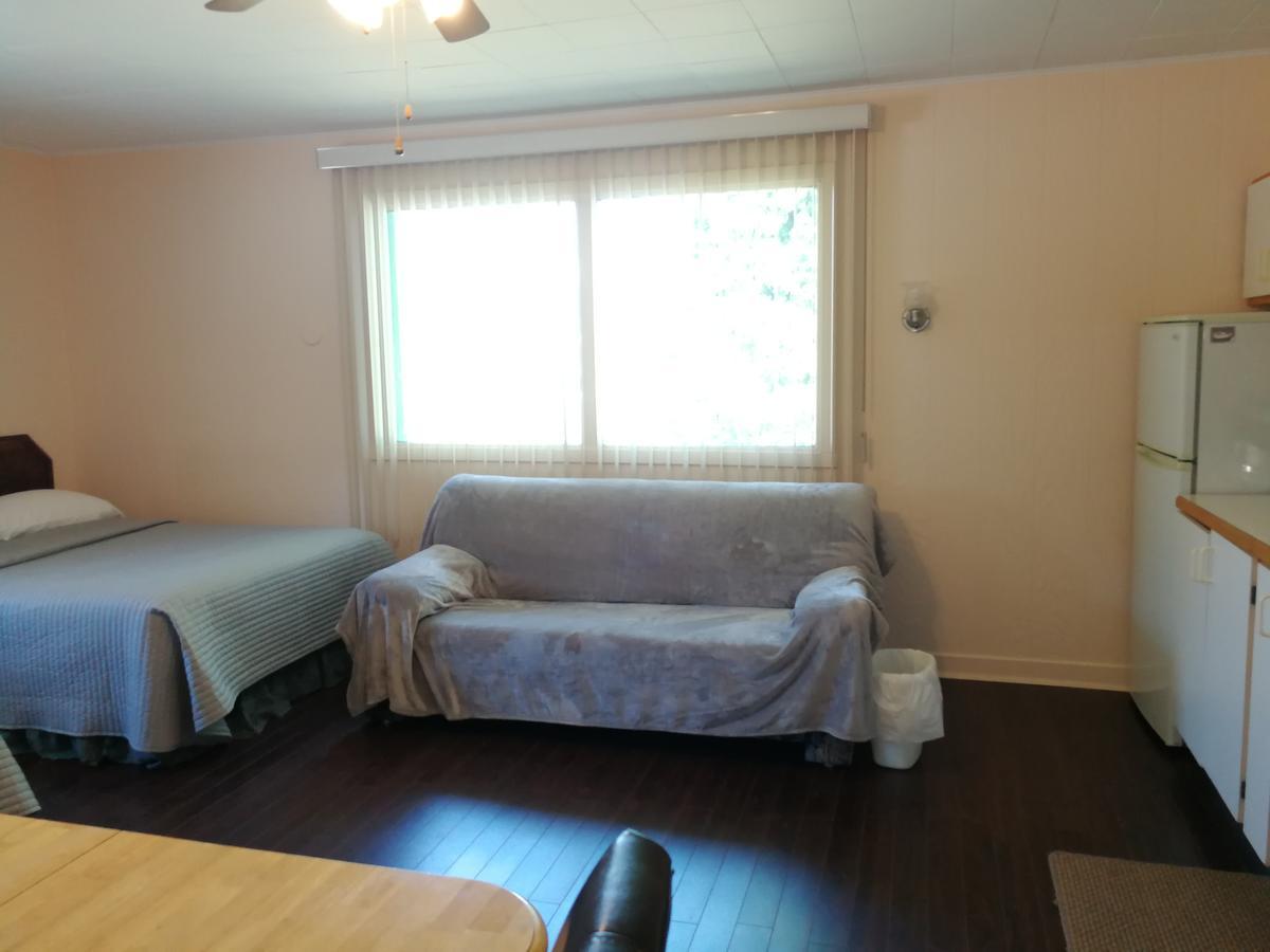 Motel Belair Rigaud Екстериор снимка